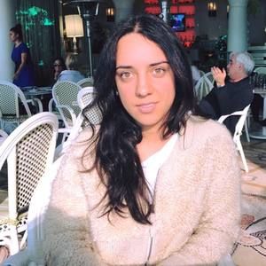 Meet your Posher, Sara